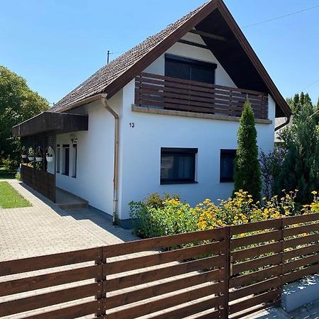 Marica Apartman Balatonfenyves Exterior photo